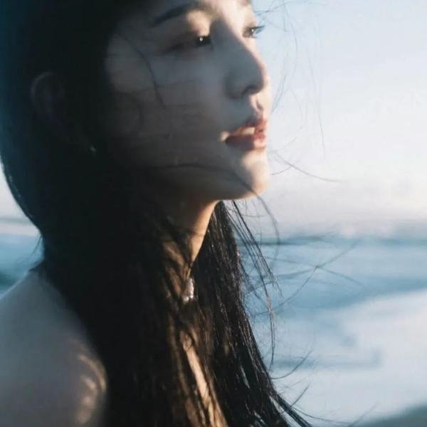 红色谜团